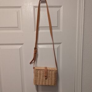 Universal Thread Square Basket Purse